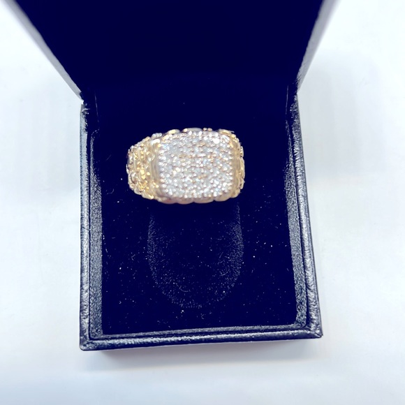 Jewelry - Diamonds 14K Solid Gold Ring